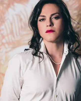Bénédicte, 41 ans, cougar à Mésanger