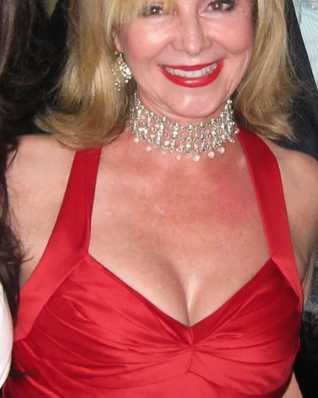 Eliane, 60 ans, cougar à Carqueiranne