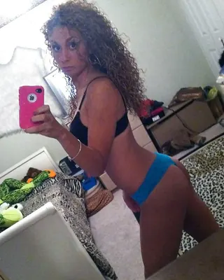 Marina, 38 ans, cougar à Deville